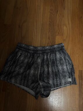 Vuori Black & White Patterned Athletic Shorts